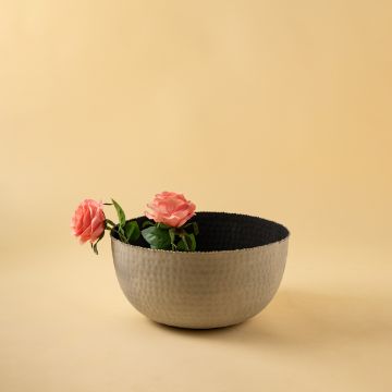 Tashteer Vase - Grey Lifestyle