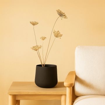 meadow vase black main main lifestyle