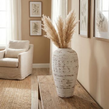 umberin terracotta vase medium main lifestyle