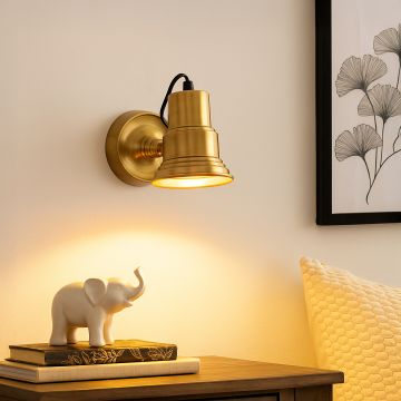 glint focus wall lamp main lifestyle