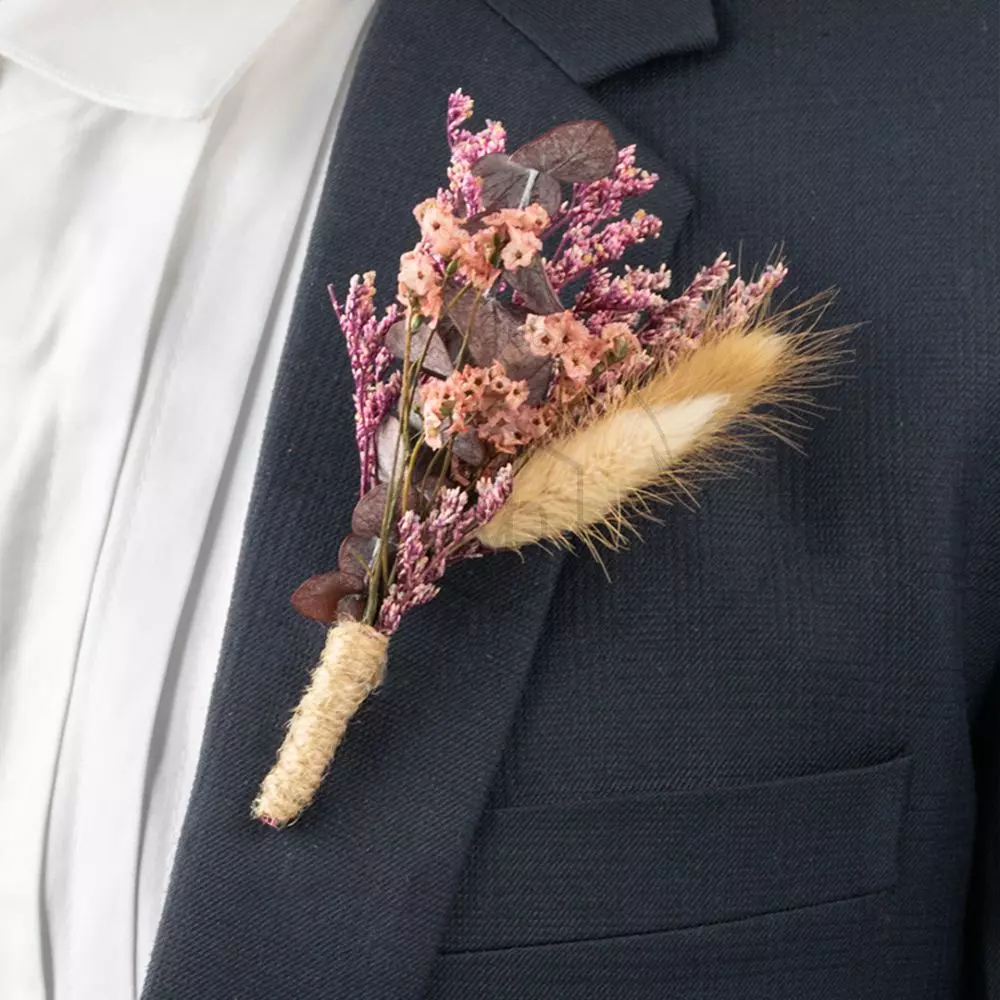 Floral boutonniere shop