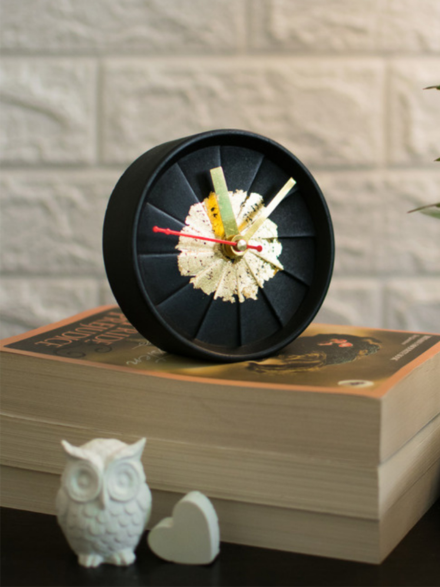 INFINITY BLACK (TABLE CLOCK)